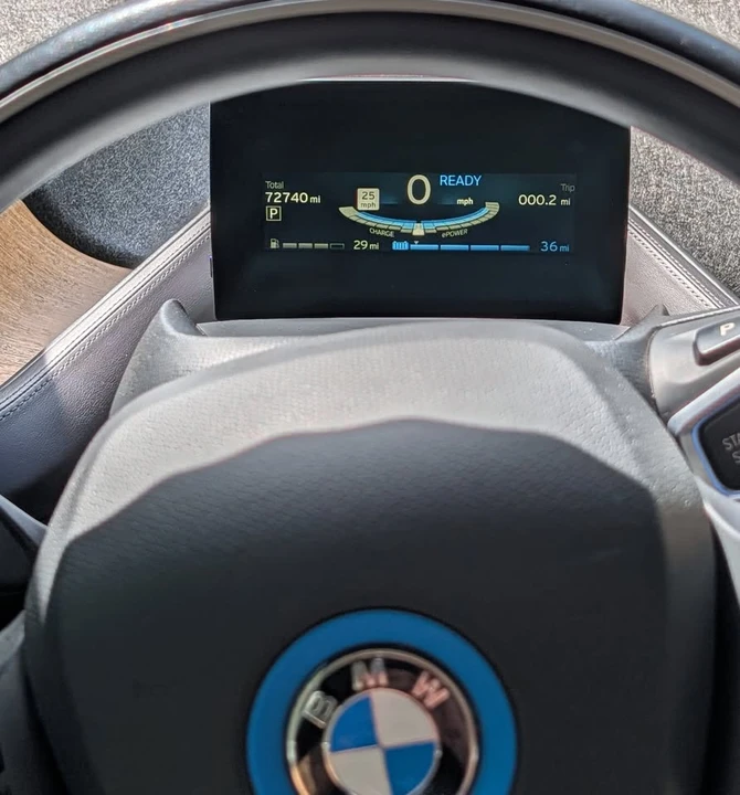 2015 BMW i3 - Image 8 of 20