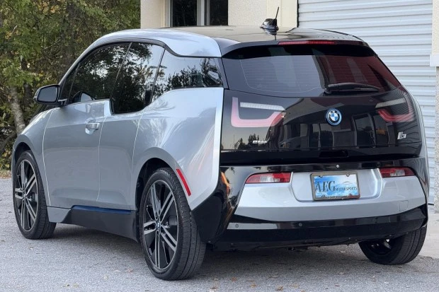 2015 BMW i3 - Image 2 of 6
