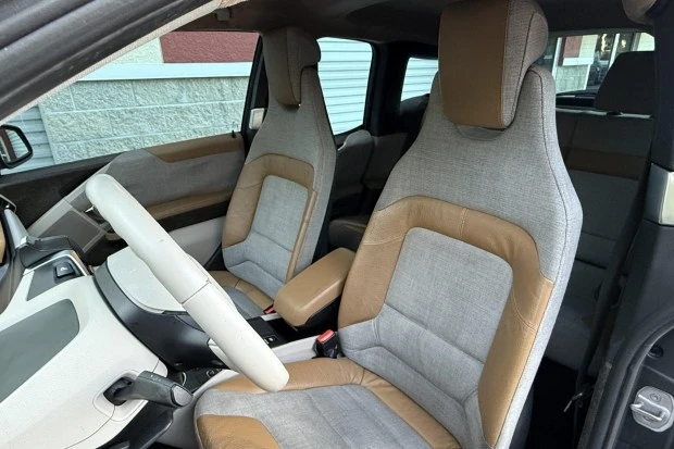 2015 BMW i3 - Image 4 of 6