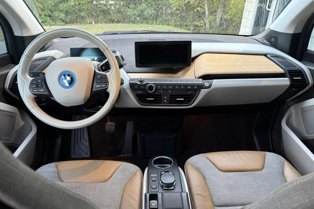 2015 BMW i3 - Image 5 of 6
