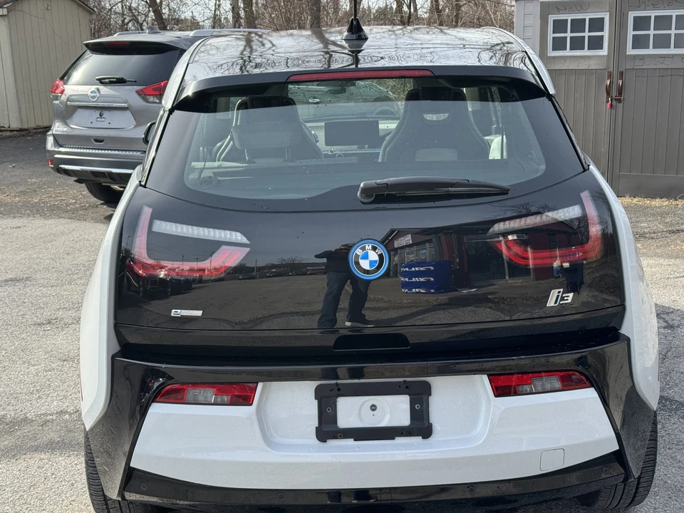 2015 BMW i3 - Image 7 of 21
