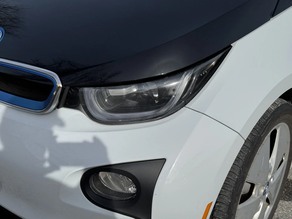 2015 BMW i3 - Image 11 of 21