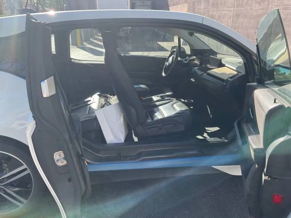 2015 BMW i3 - Image 15 of 19