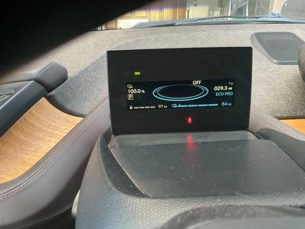 2015 BMW i3 - Image 16 of 19