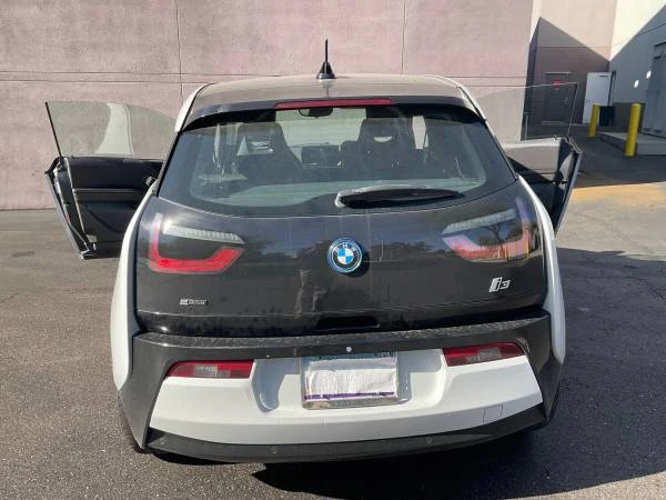 2015 BMW i3 - Image 10 of 13