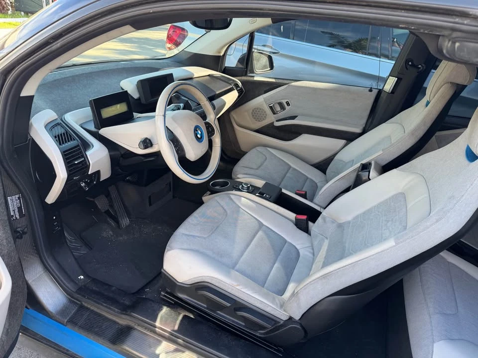 2015 BMW i3 - Image 4 of 7