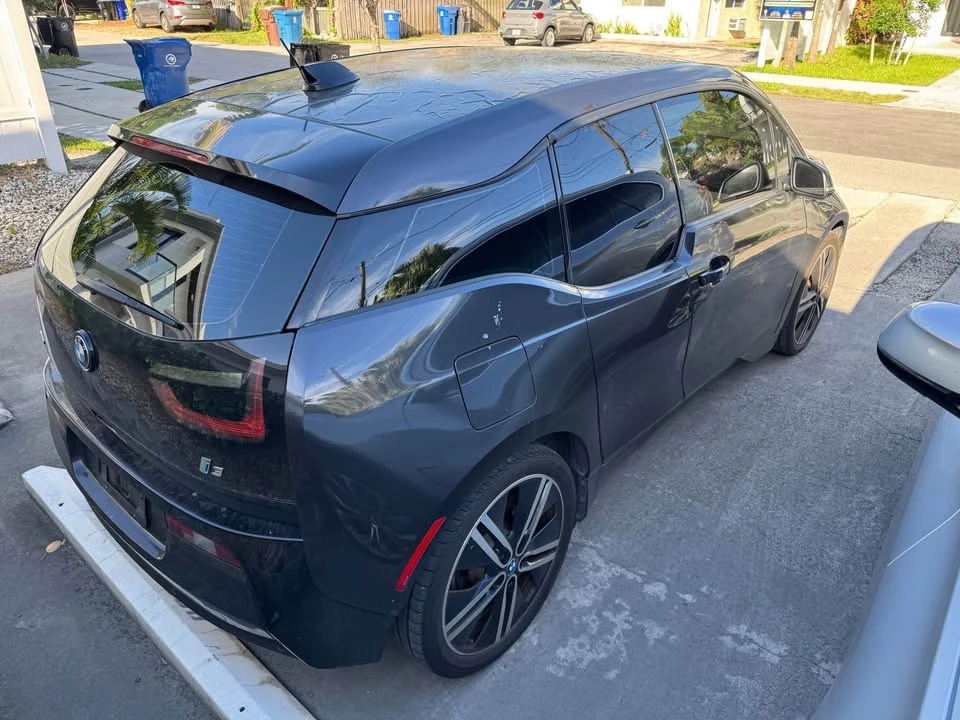 2015 BMW i3 - Image 2 of 7