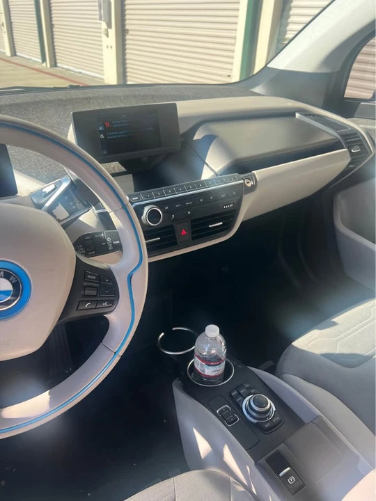 2015 BMW i3 - Image 6 of 7