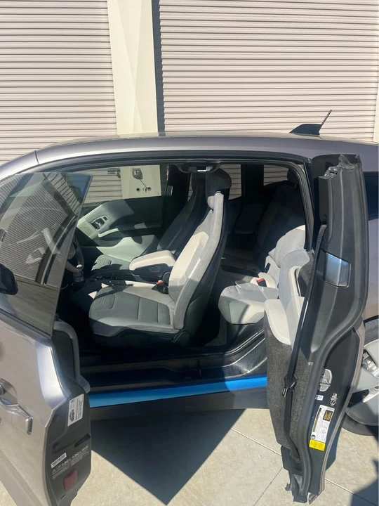 2015 BMW i3 - Image 4 of 7
