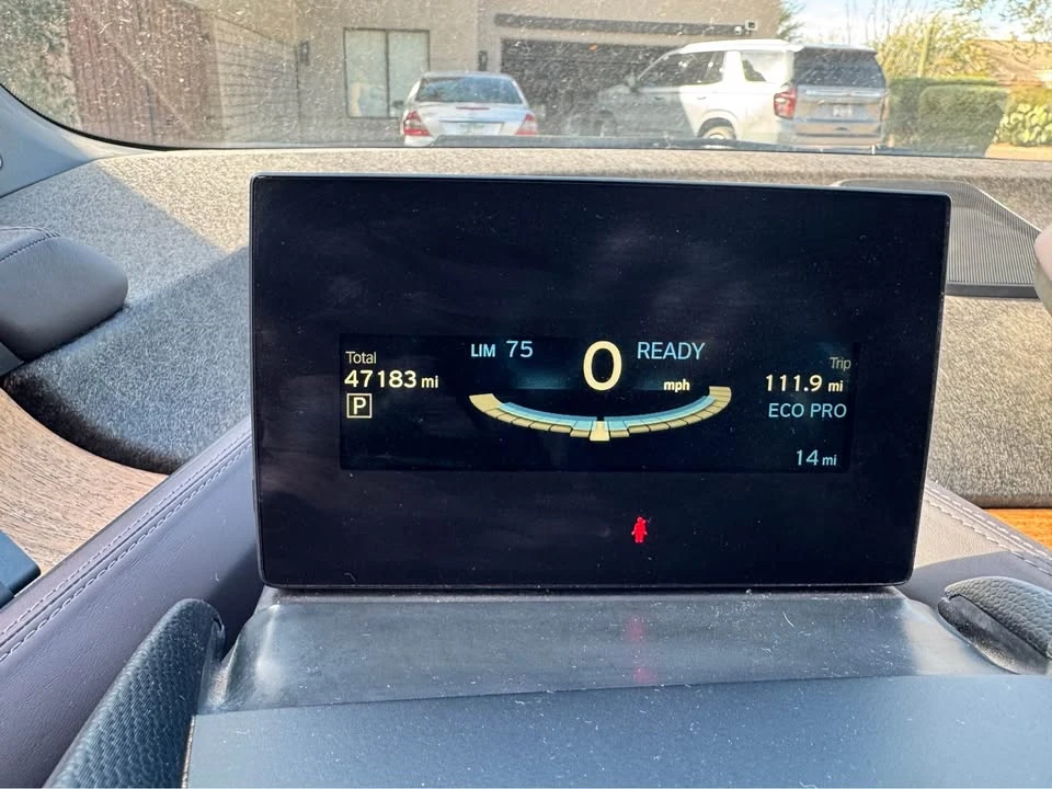 2015 BMW i3 - Image 7 of 9
