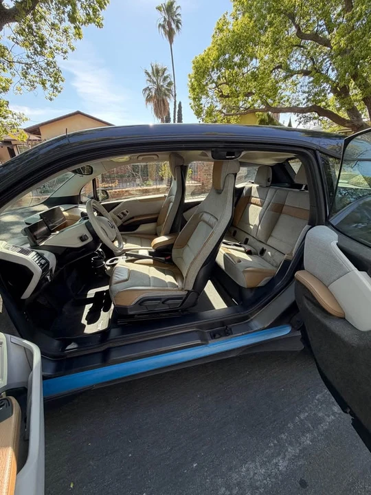 2015 BMW i3 - Image 7 of 14
