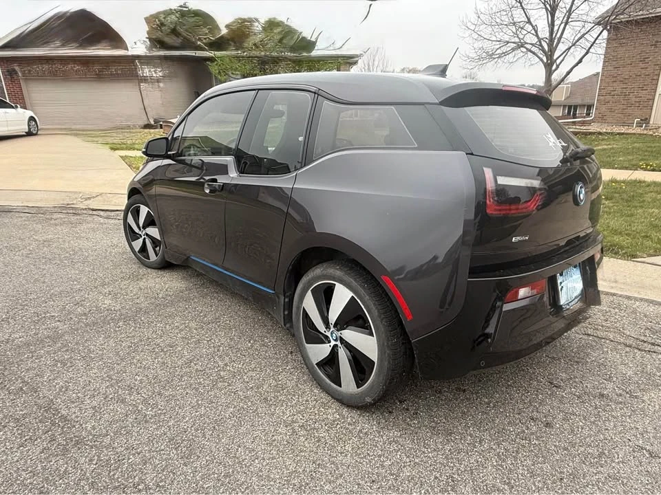 2015 BMW i3 - Image 12 of 13