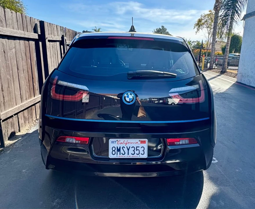 2015 BMW i3 - Image 5 of 7