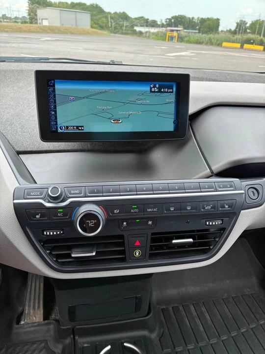 2015 BMW i3 - Image 7 of 12