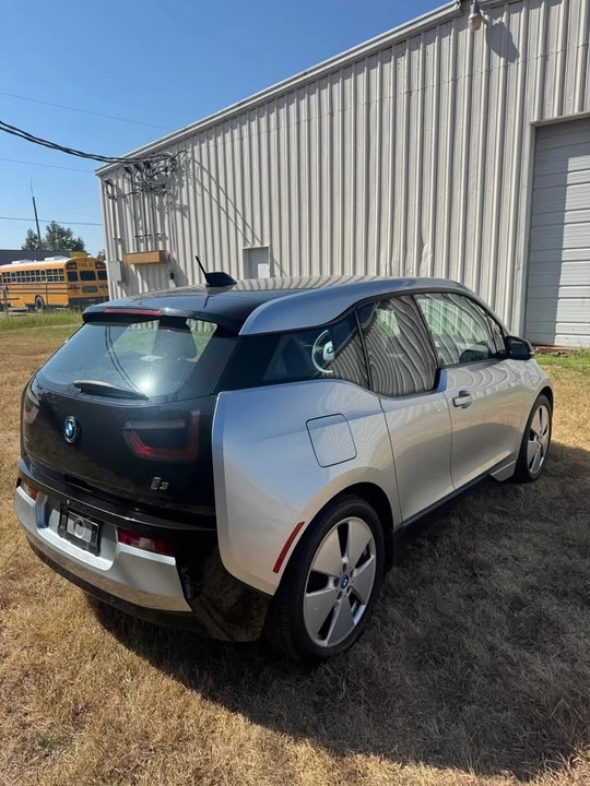 2015 BMW i3 - Image 7 of 19