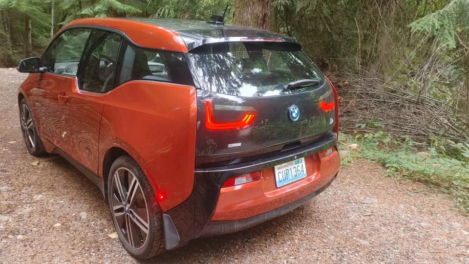 2015 BMW i3 - Image 2 of 5