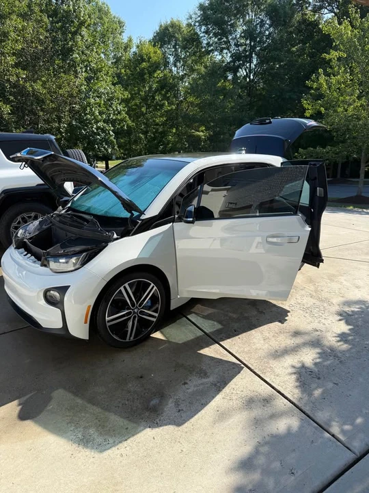 2015 BMW i3 - Image 8 of 20
