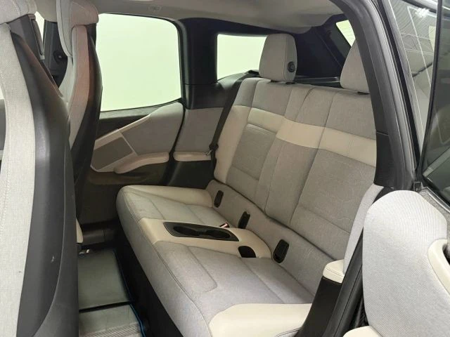 2015 BMW i3 - Image 19 of 21
