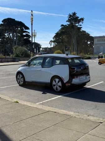 2015 BMW i3 - Image 6 of 11