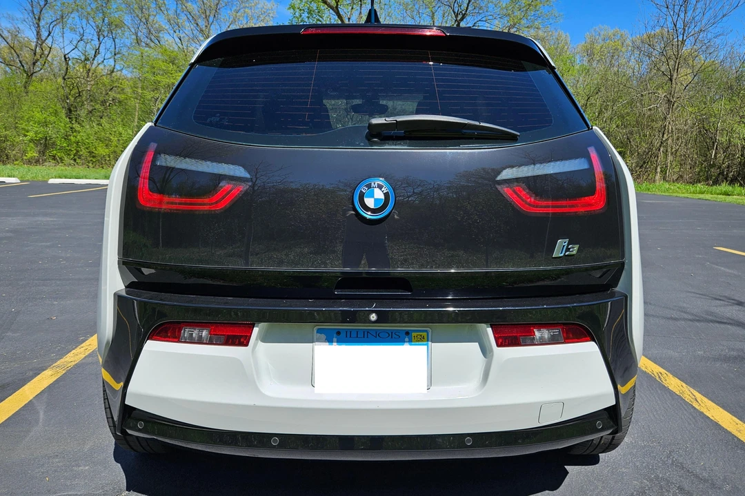 2015 BMW i3 - Image 5 of 31