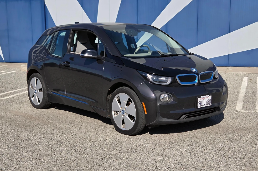 2015 BMW i3 - Image 12 of 31