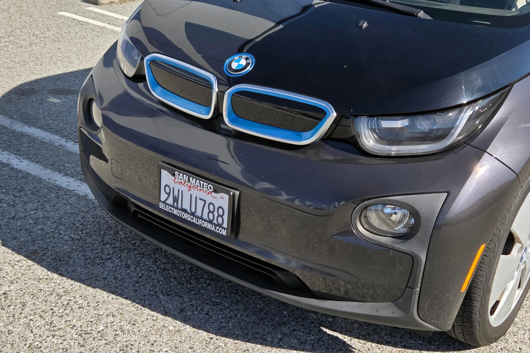 2015 BMW i3 - Image 15 of 31