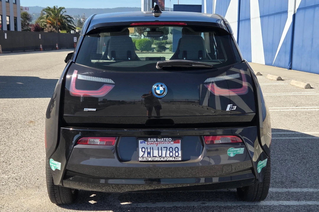 2015 BMW i3 - Image 5 of 31