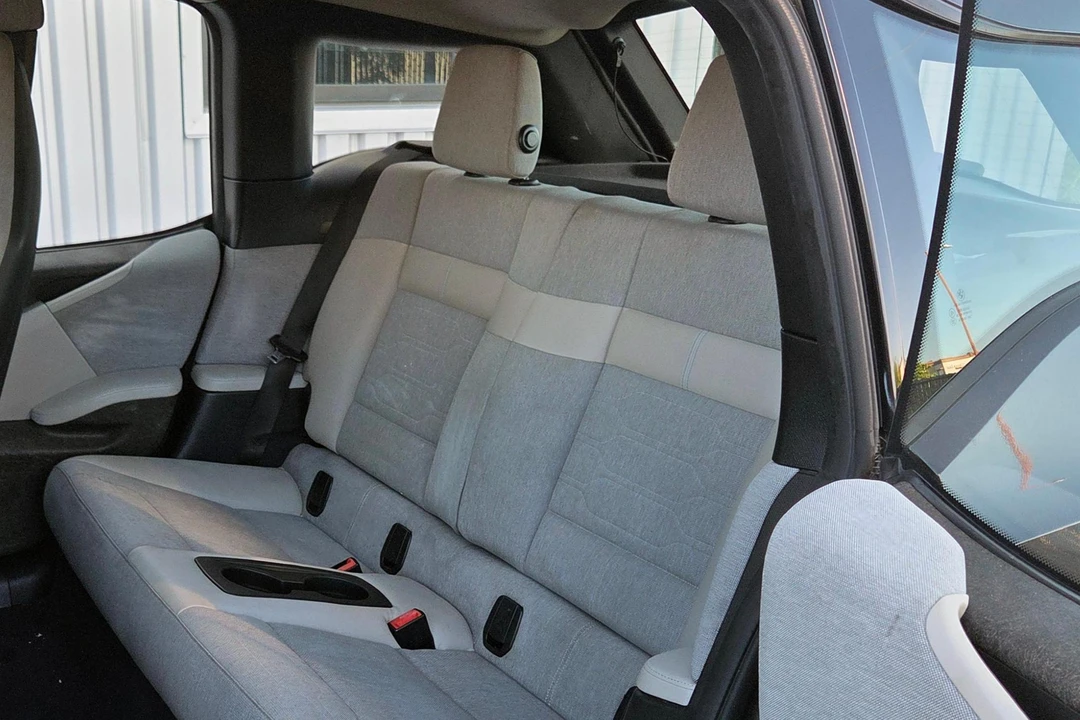2015 BMW i3 - Image 31 of 31