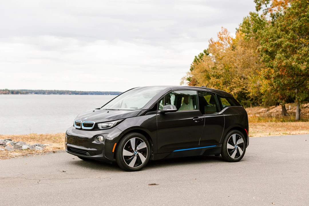 2015 BMW i3 - Image 8 of 31