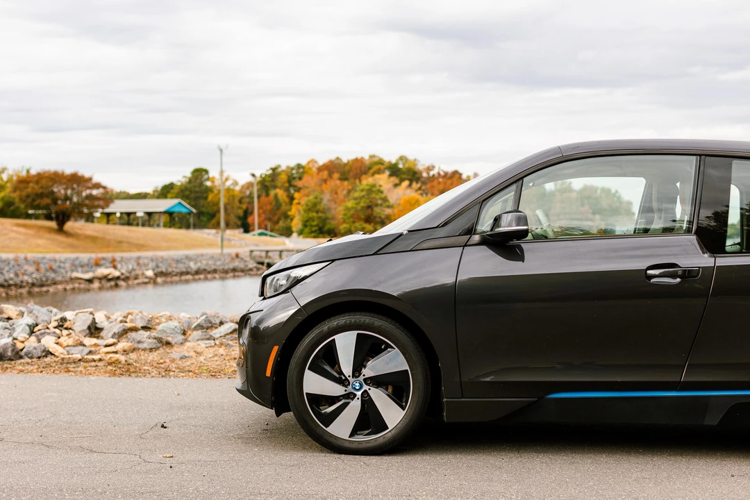 2015 BMW i3 - Image 18 of 31