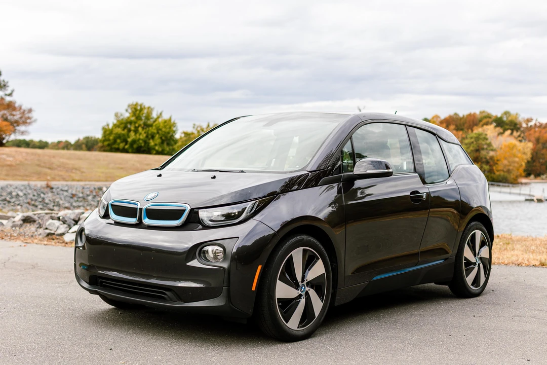 2015 BMW i3 - Image 7 of 31