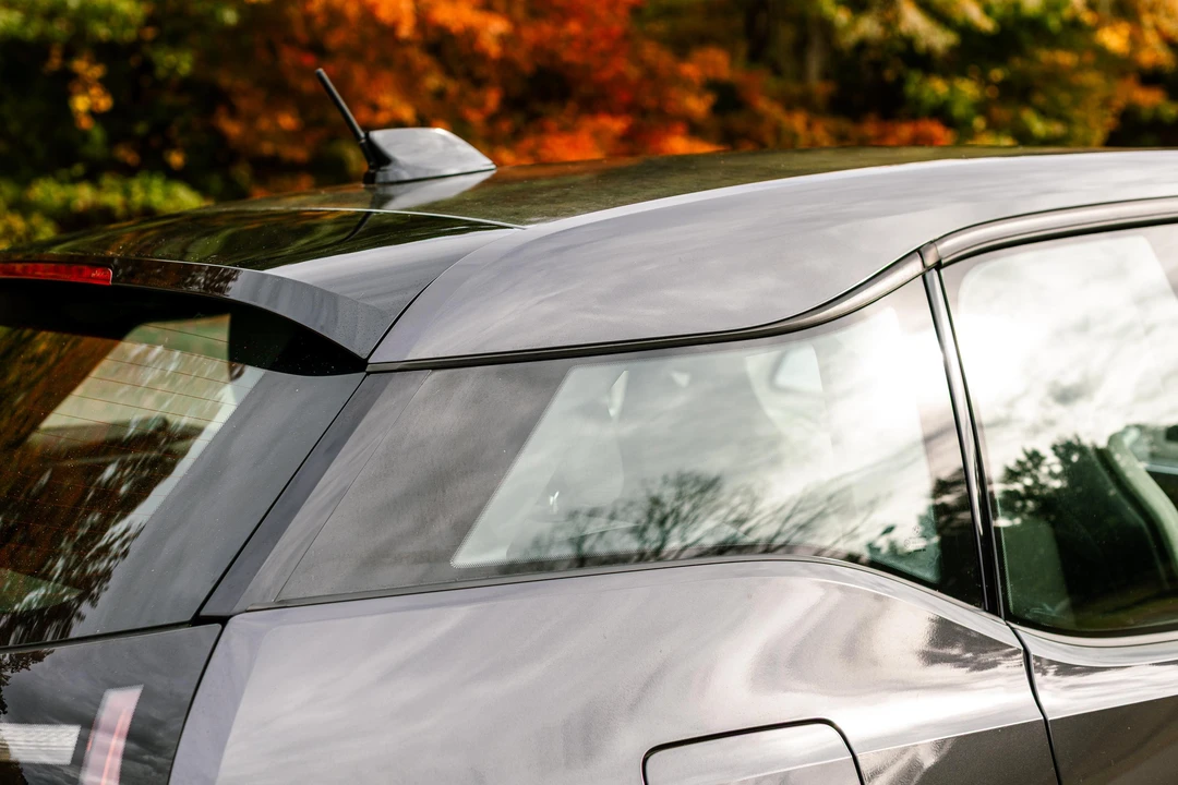 2015 BMW i3 - Image 26 of 31