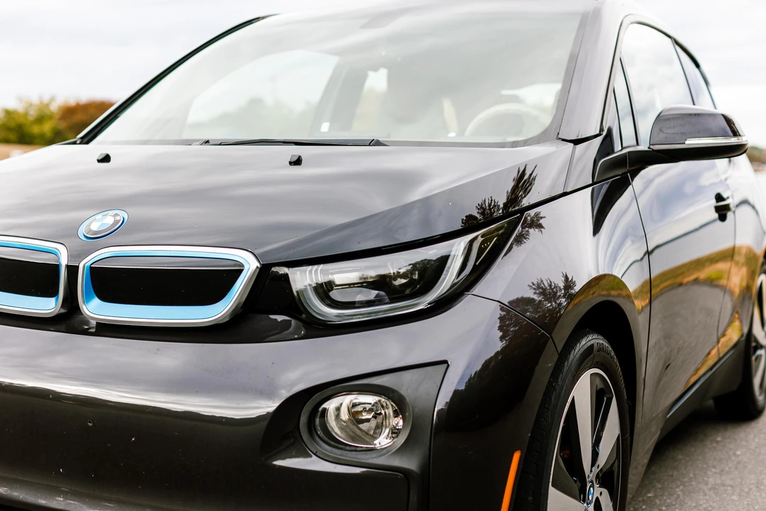 2015 BMW i3 - Image 16 of 31