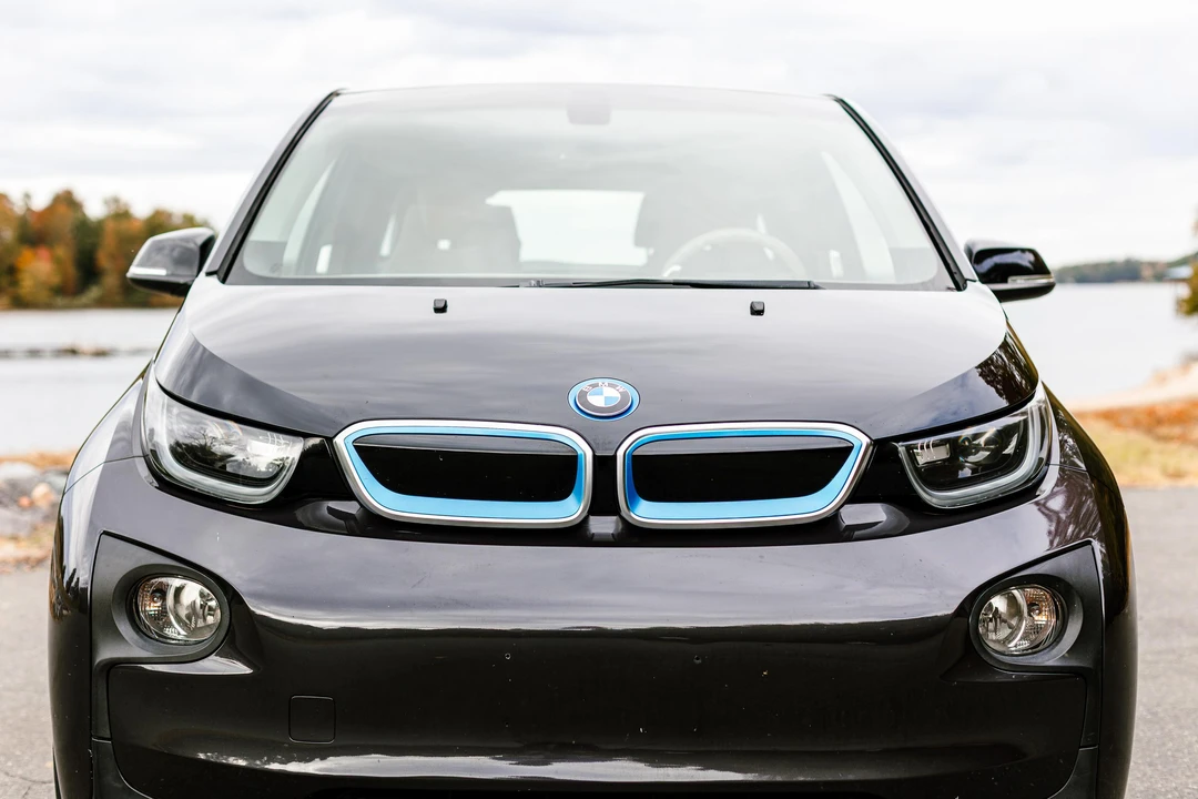 2015 BMW i3 - Image 14 of 31