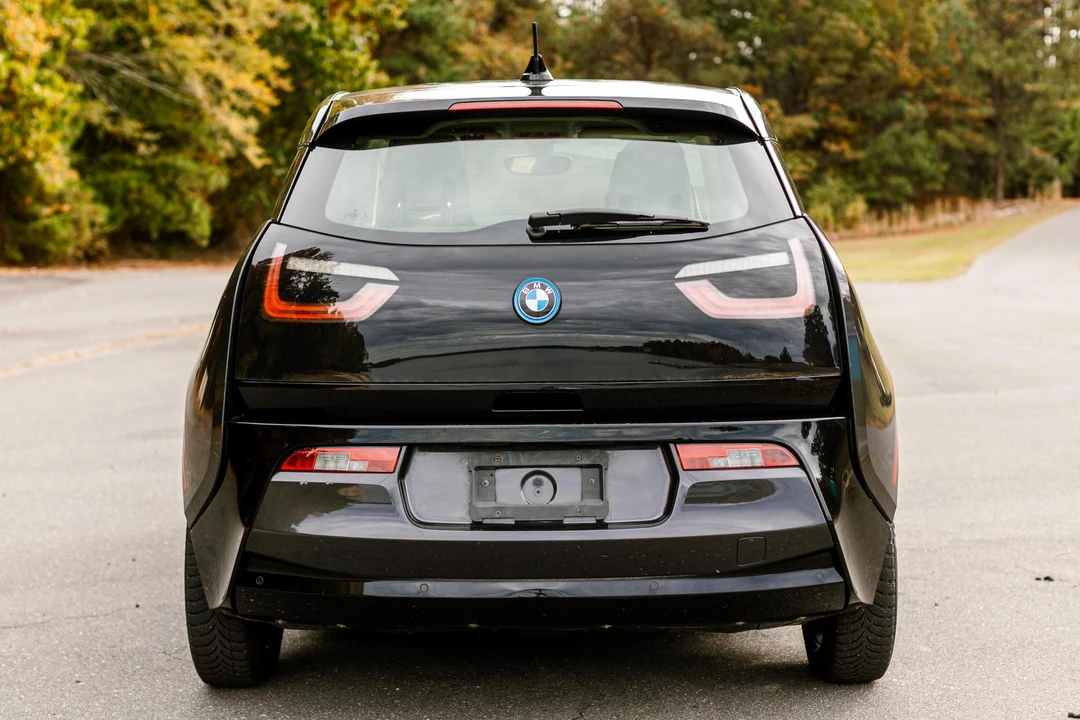 2015 BMW i3 - Image 5 of 31