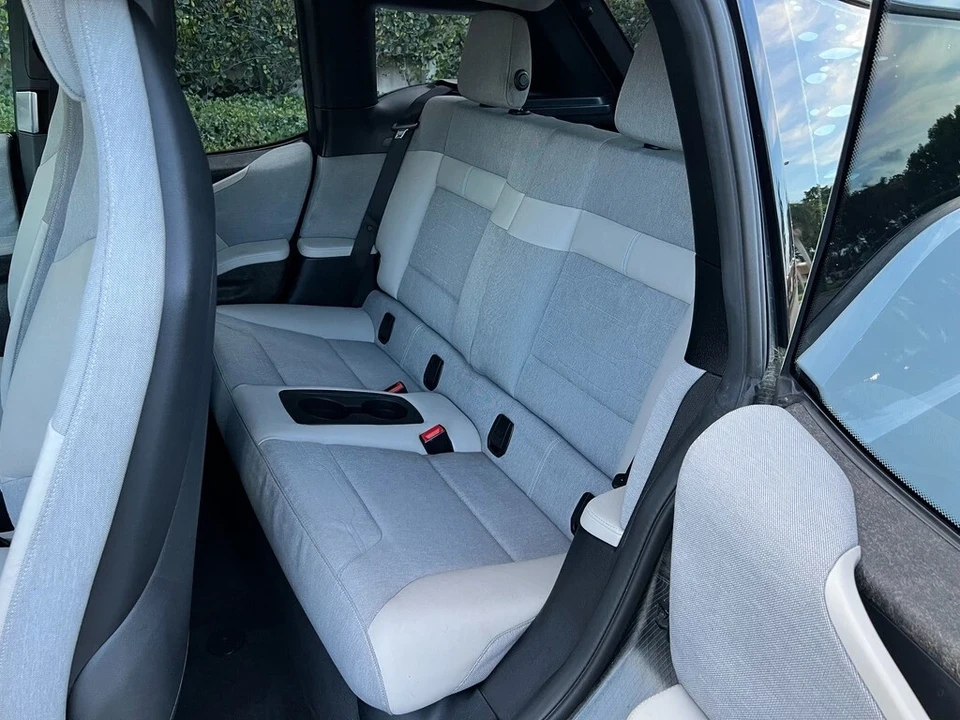 2015 BMW i3 - Image 19 of 21
