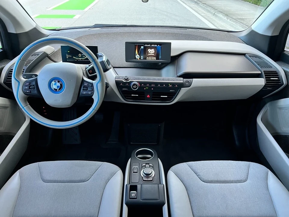 2015 BMW i3 - Image 17 of 21