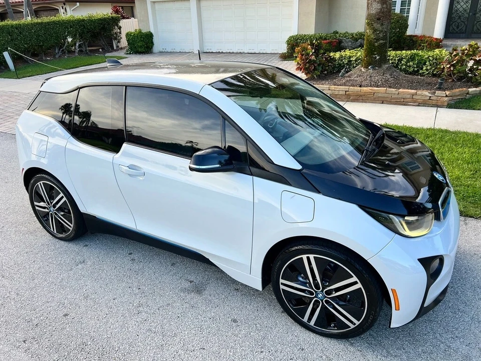 2015 BMW i3 - Image 4 of 21