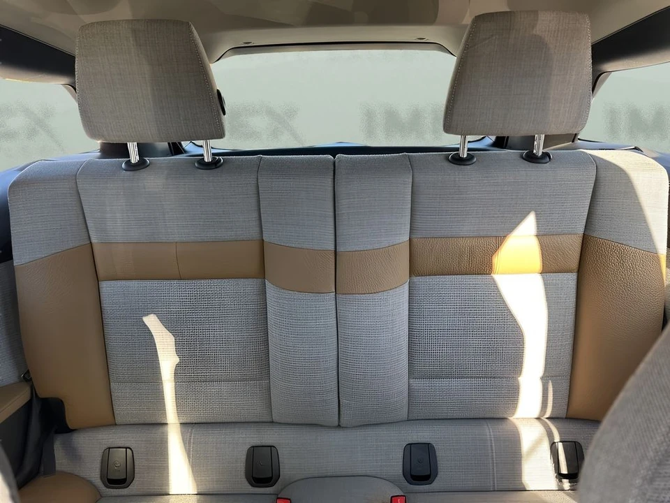 2015 BMW i3 - Image 10 of 12
