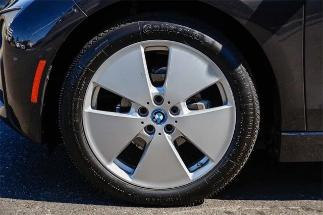 2015 BMW i3 - Image 9 of 12
