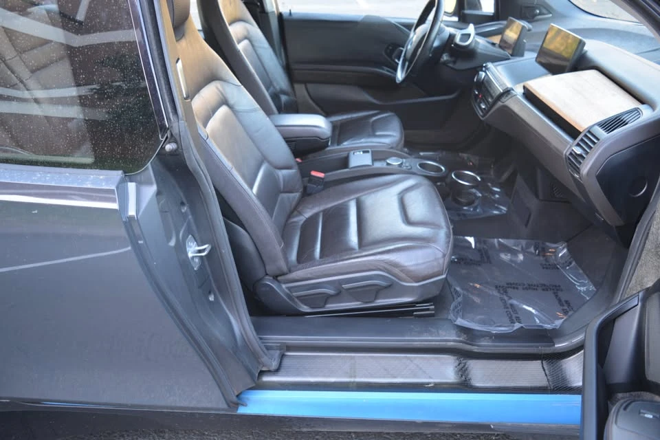 2015 BMW i3 - Image 11 of 20