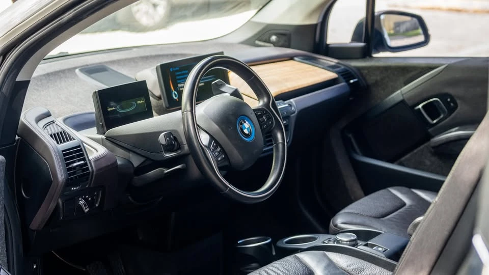 2015 BMW i3 - Image 12 of 19