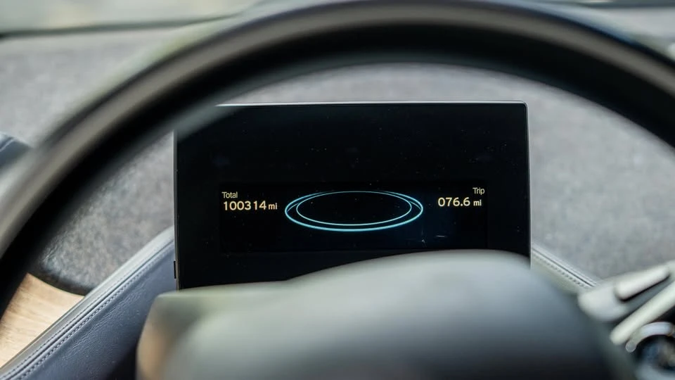 2015 BMW i3 - Image 14 of 19