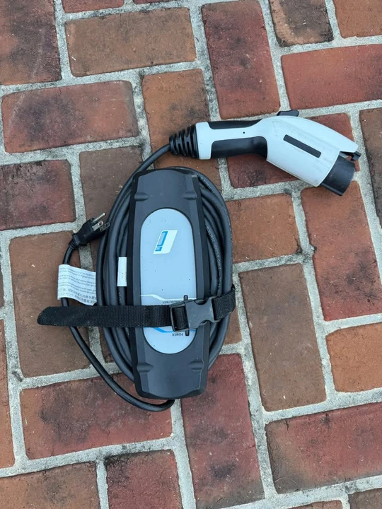 2015 BMW i3 - Image 14 of 20