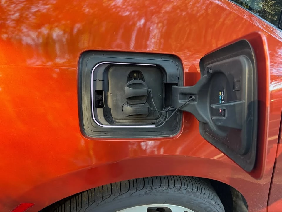 2015 BMW i3 - Image 12 of 20