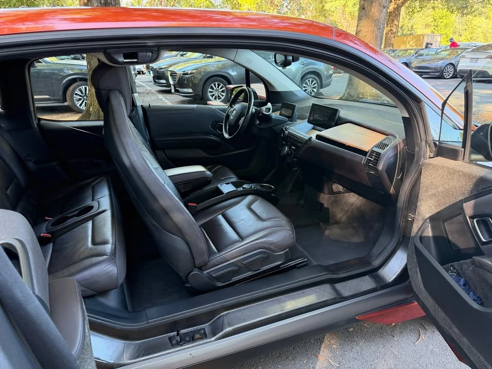 2015 BMW i3 - Image 9 of 20
