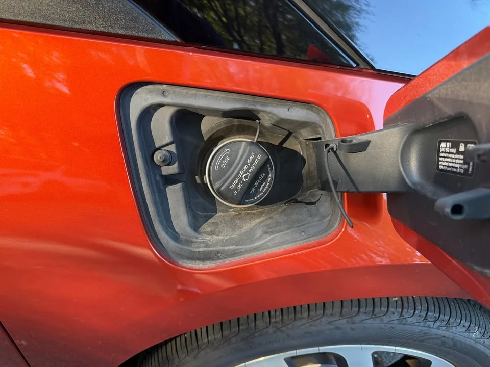 2015 BMW i3 - Image 13 of 20