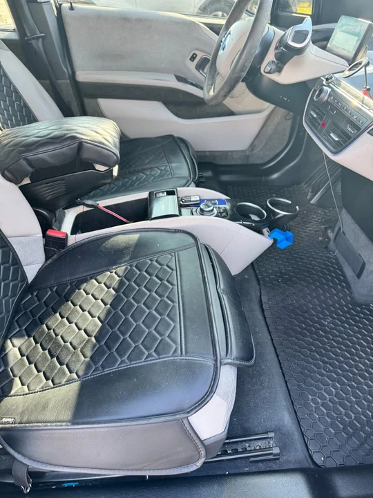 2015 BMW i3 - Image 11 of 14