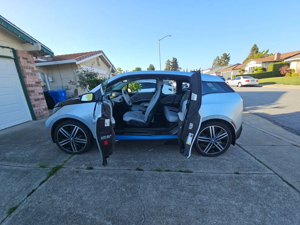 2015 BMW i3 - Image 4 of 8