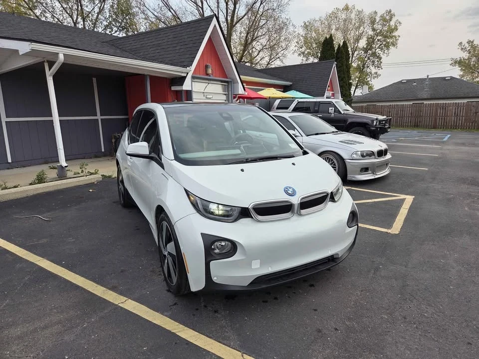 2015 BMW i3 - Image 3 of 17